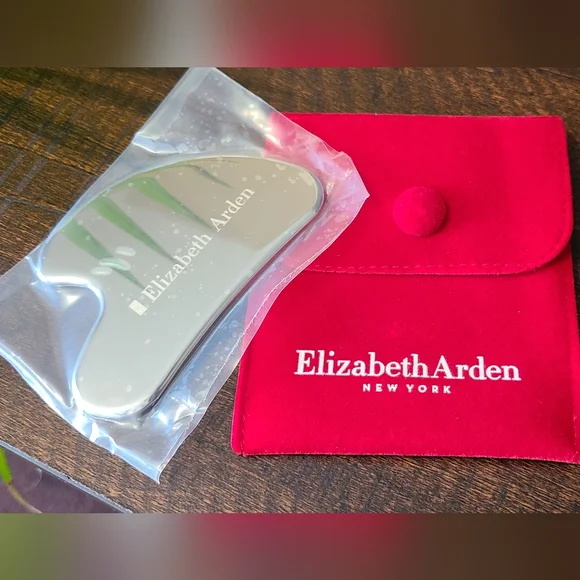 Elizabeth Arden Gua Sha - Picture 2 of 9